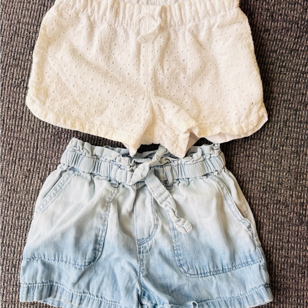 Girls Gap and Cat & Jack White and Blue Shorts Set 5T